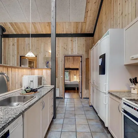 Pet Friendly In With Sauna *