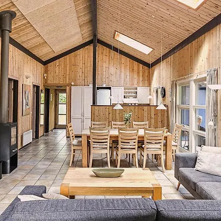 Pet Friendly In With Sauna 펜션 *