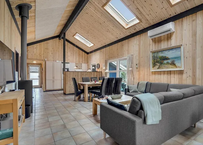 Casa vacanze 4 Bedroom Gorgeous In